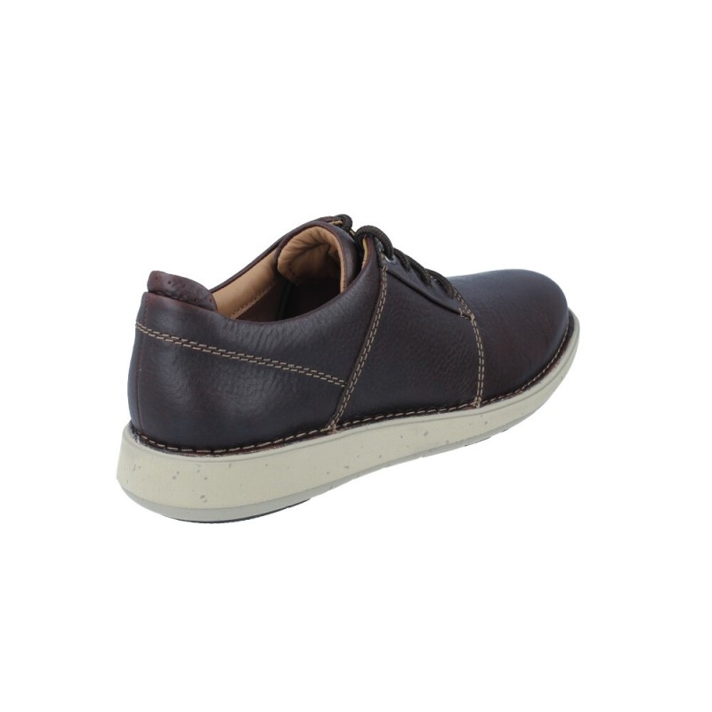 Chaussures d contract es lacets pour hommes par Clarks Un LarvikLace2