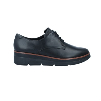 womens lace up shoes clarks