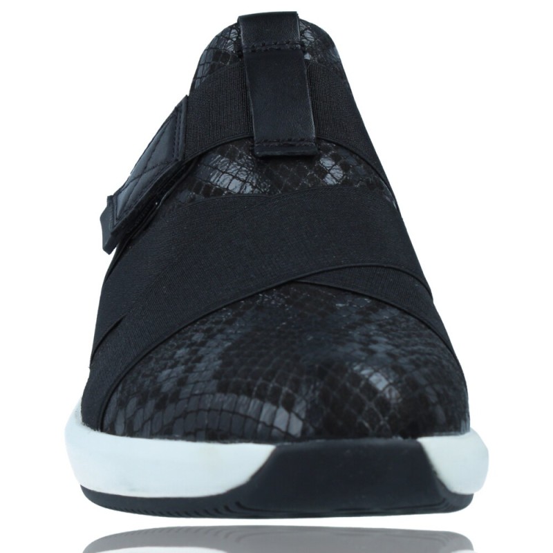 Mujer Clarks Mujer Zapatillas Clarks Un Rio Strap De Cuero Para Mujer  Blancas (Suela Eva, Detalle De Serpiente) Callaghan Mujer