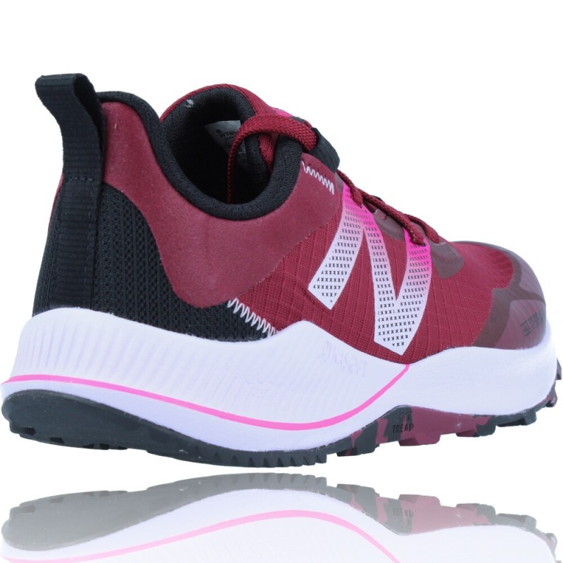 Zapatillas Deportivas de Trail para Mujer de New Balance DynaSoft Nitrel V4 WTNTRMB4