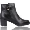 Women&#39;s Leather Ankle Boots with Plumers Heel 5245