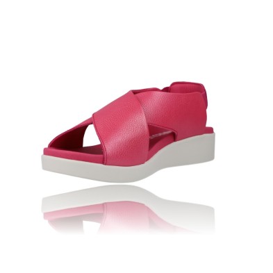 Calzados Vesga Sandalias para Mujer con Cuña Pepe Menargues modelo 10503 - Cómodas color arena brillo foto 1