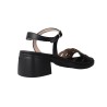 Wonders D-2301 Moai Women’s Mid-Heel Sandals — Floral Laser-Cut Leather with MemoryGel in Tan & Black
