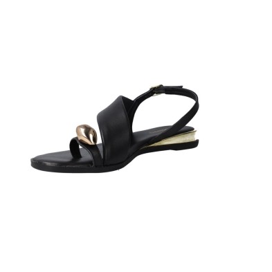 Sandales Plates en Cuir à Brides Croisées pour Femme Gioseppo Stony 79072 – Noir