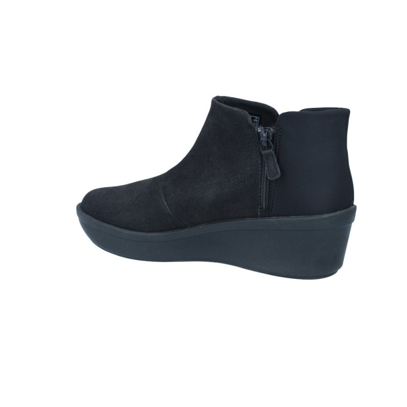 clarks step rose up boot