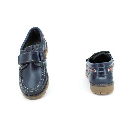 school-shoes