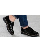 Zapatos con cordones